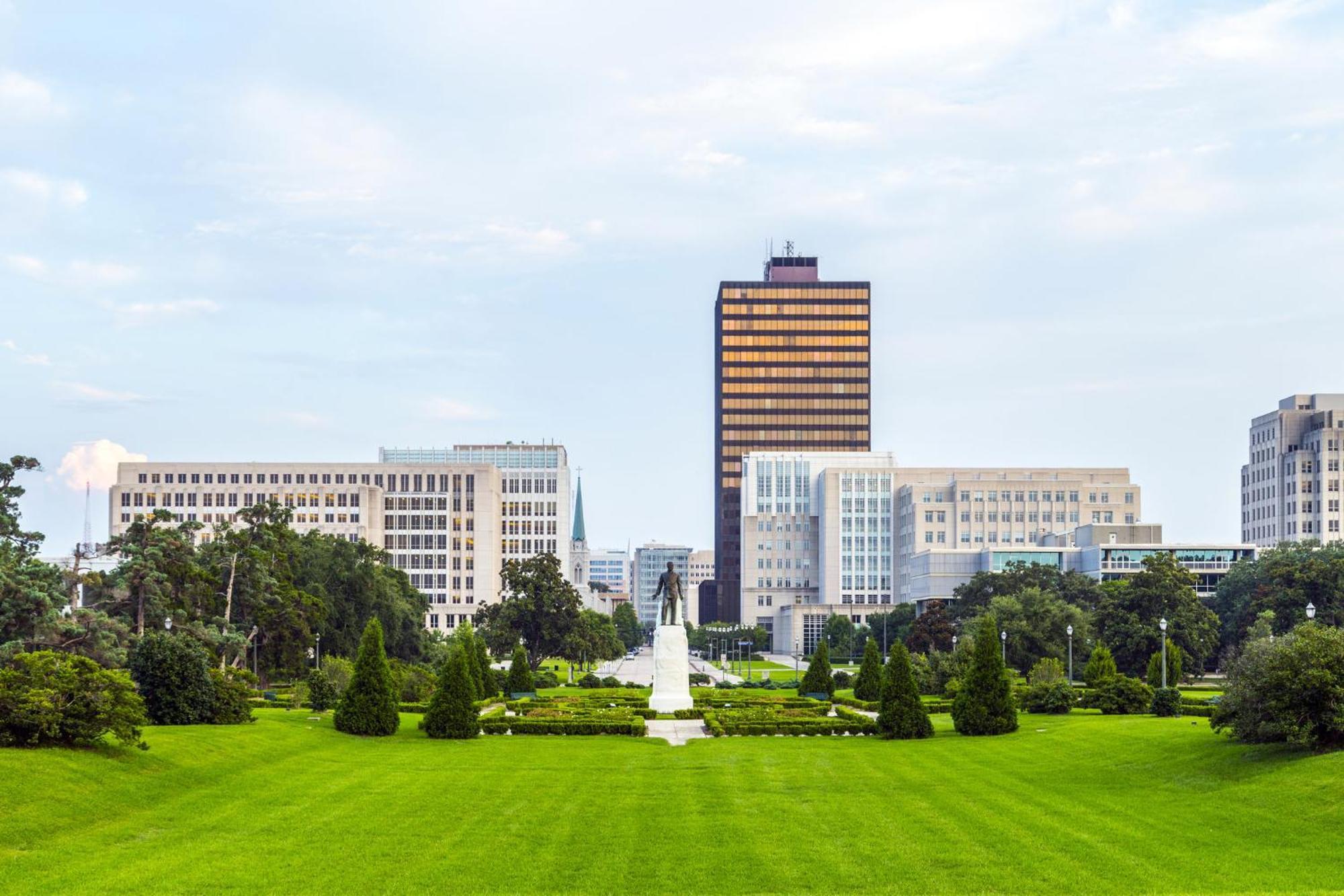 Crowne Plaza Executive Center Baton Rouge By Ihg Hotel Exterior photo